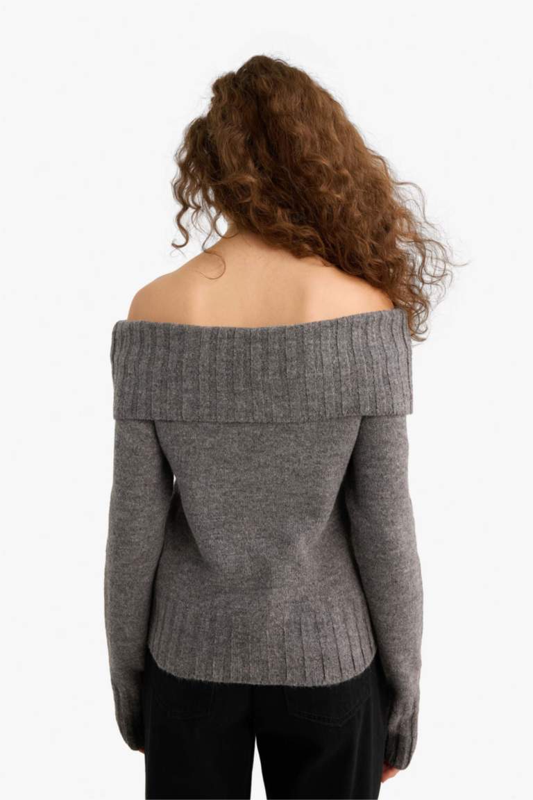 Slim Fit Strapless Pullover