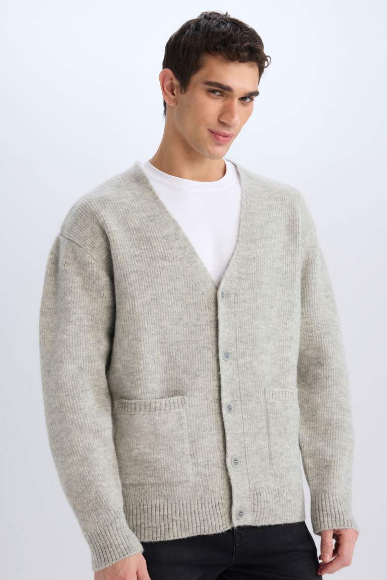 Relax Fit V-Neck Knitwear Cardigan