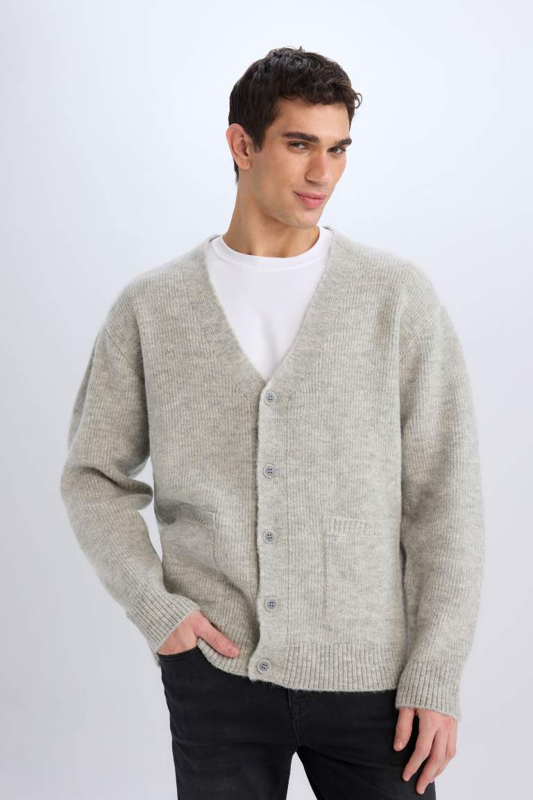 Relax Fit V-Neck Knitwear Cardigan