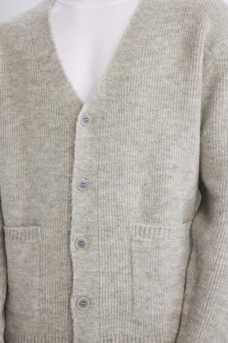 Relax Fit V-Neck Knitwear Cardigan