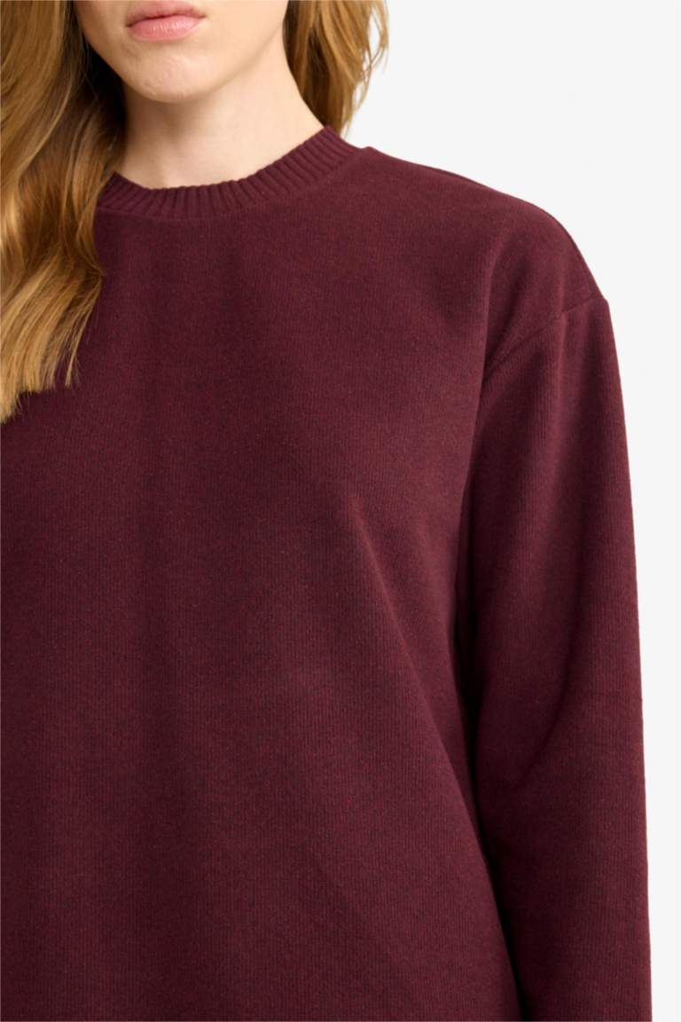 релакс пішімі дөңгелек жаға Свитер