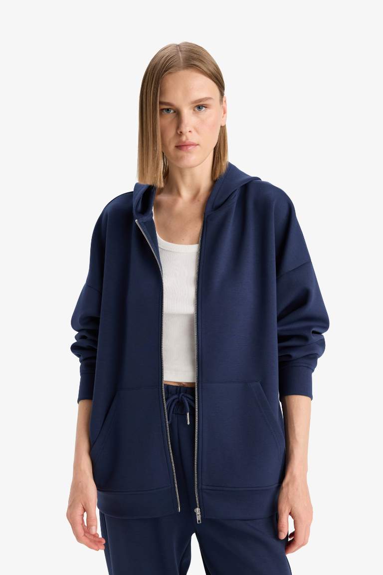 Oversize толстовка с капюшоном из Scuba-ткани