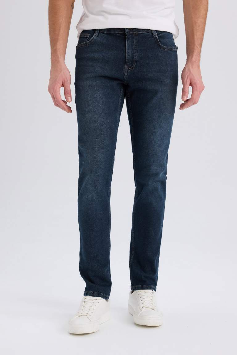 Pantalon Jean Pedro taille normale à coupe slim