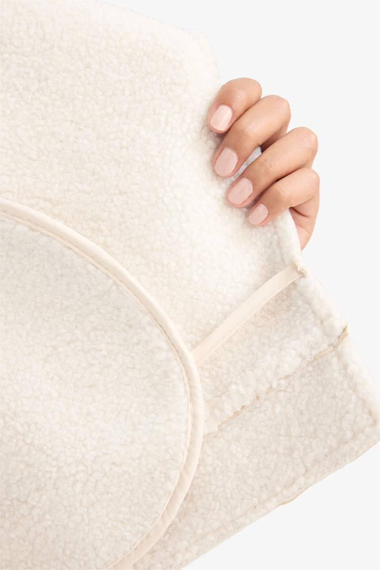 Veste doublée en fausse fourrure Coupe régulière