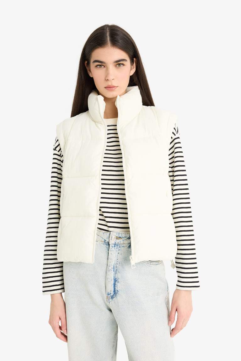 Жилет Regular Fit