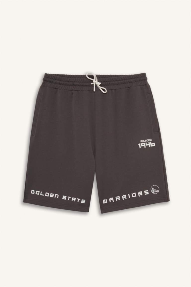 Шорты DeFactoFit NBA Golden State Warriors стандартной длины и посадки.