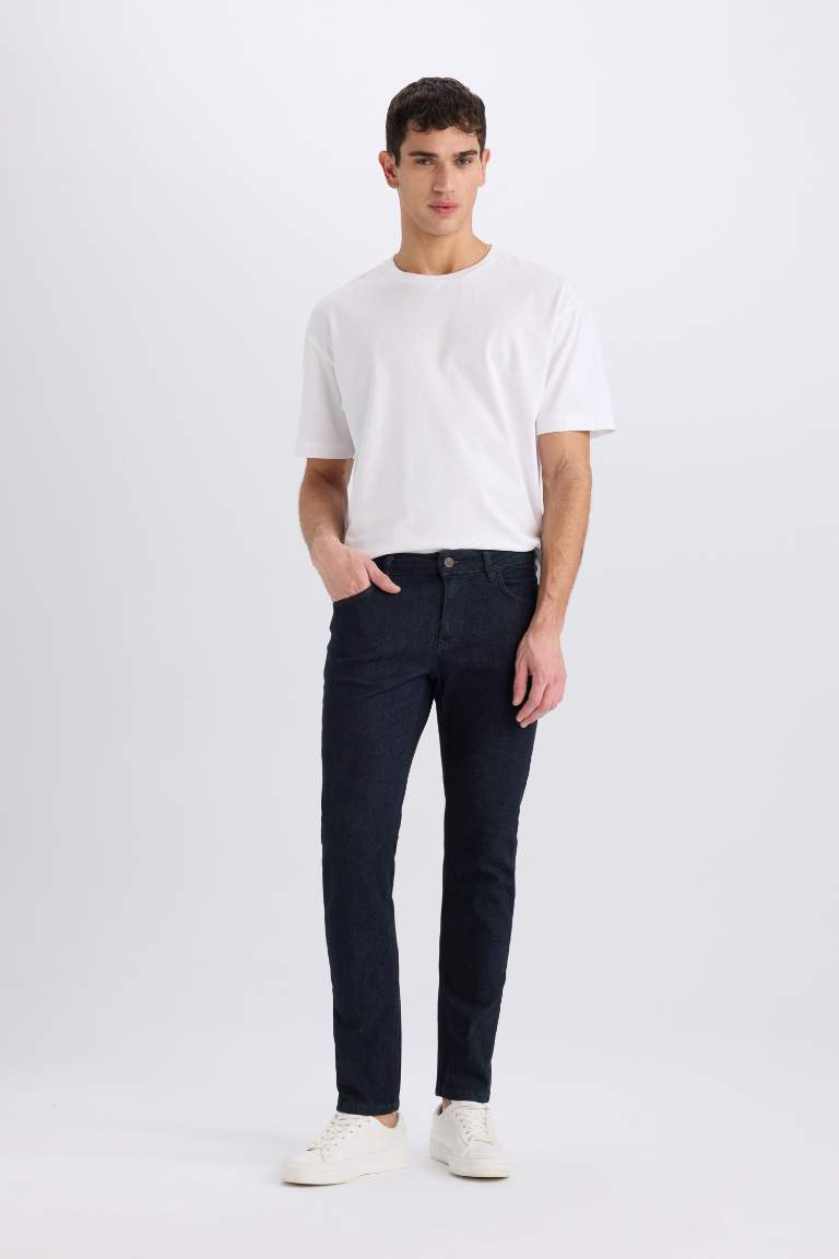 Pantalon Jean Pedro taille normale à coupe slim