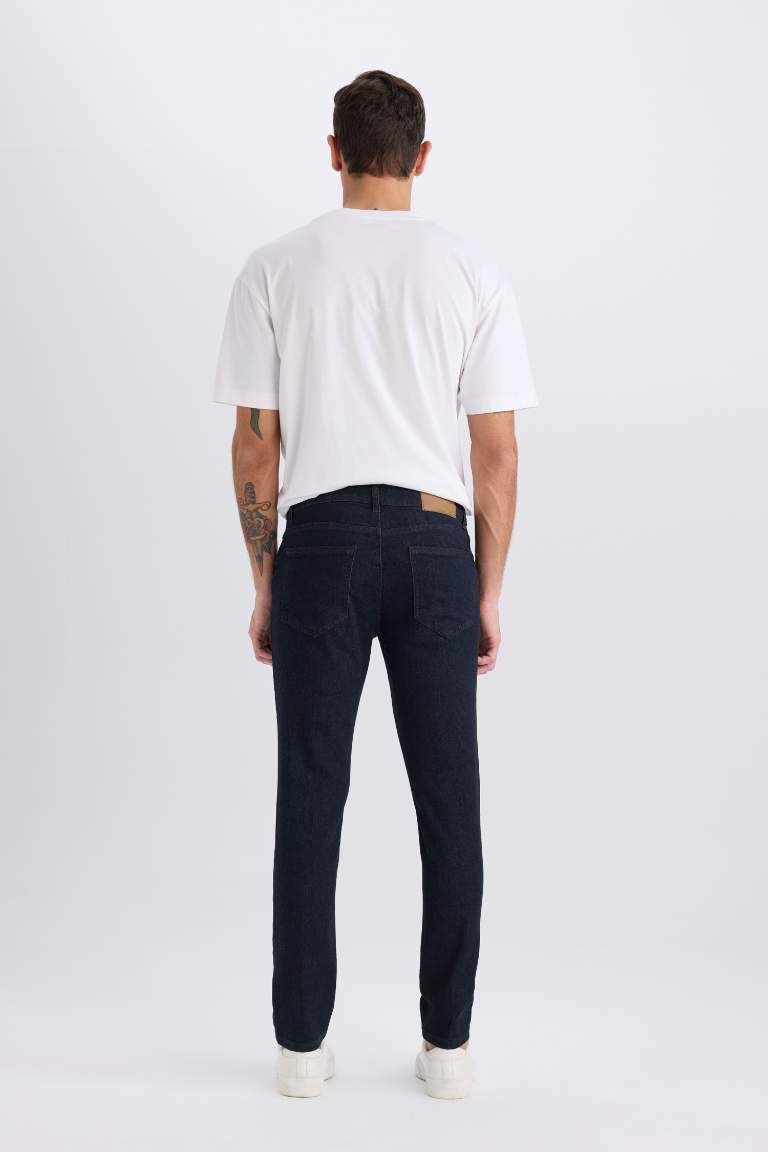 Pantalon Jean Pedro taille normale à coupe slim