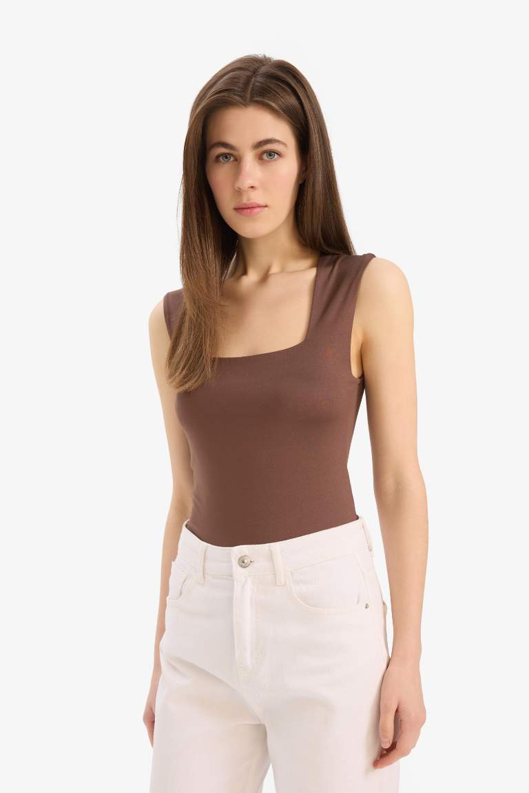 Slim Fit Square Collar Tank Top