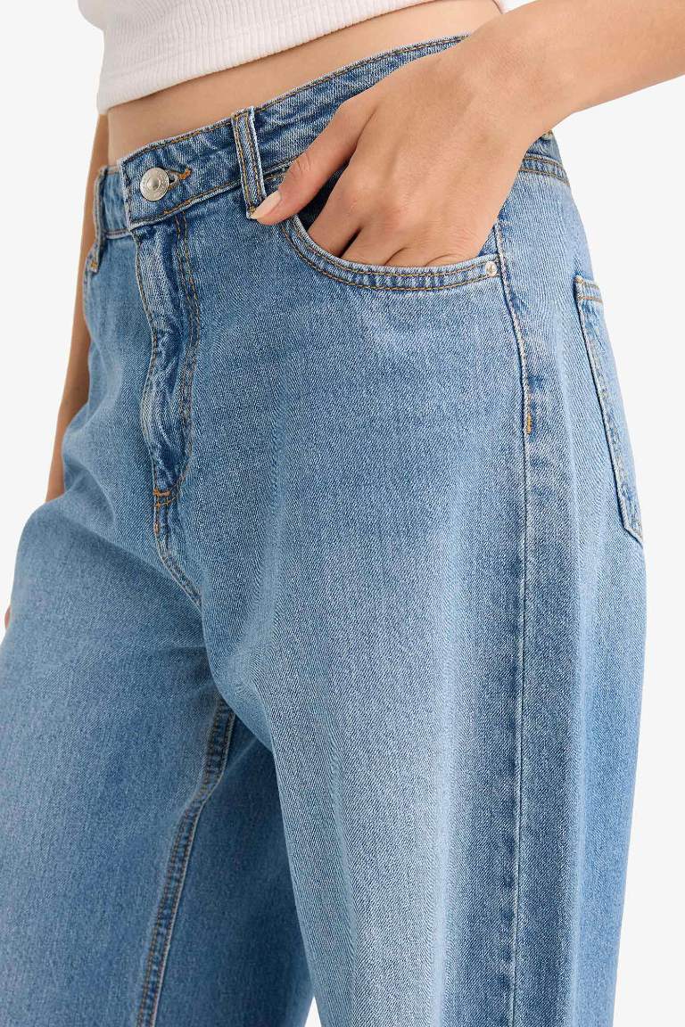 Wide Leg Yırtık Detaylı Yüksek Bel Uzun Jean Yıkamalı Pantolon