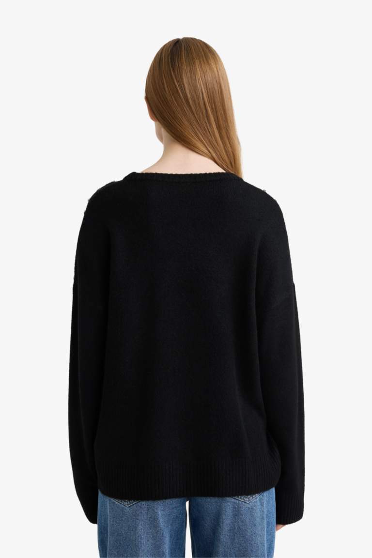 Relax Fit вязаный свитер с круглым вырезом