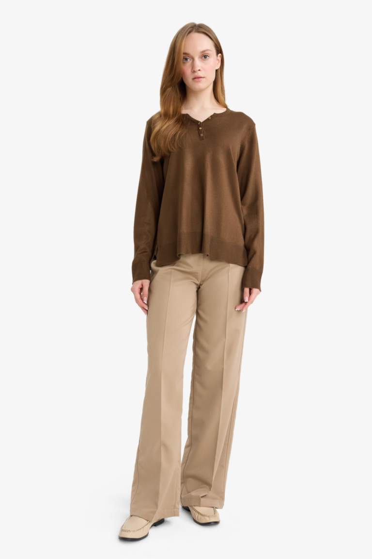 Regular Fit V-Neck Pullover