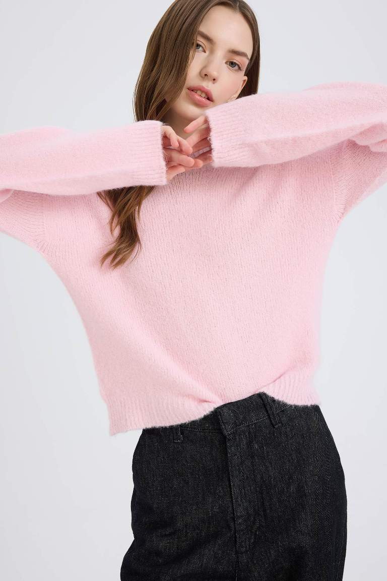 Pull tricot basique sans couture à col rond et coupe régulière