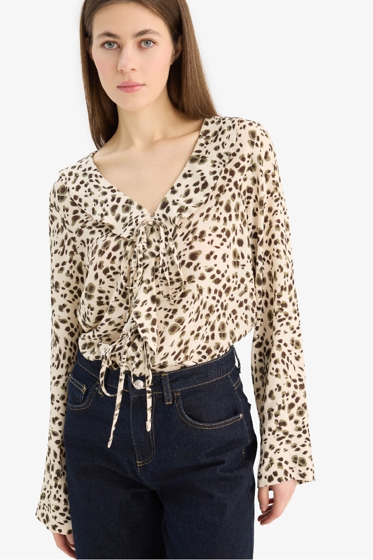 Regular Fit V Neck Leopard Shirt