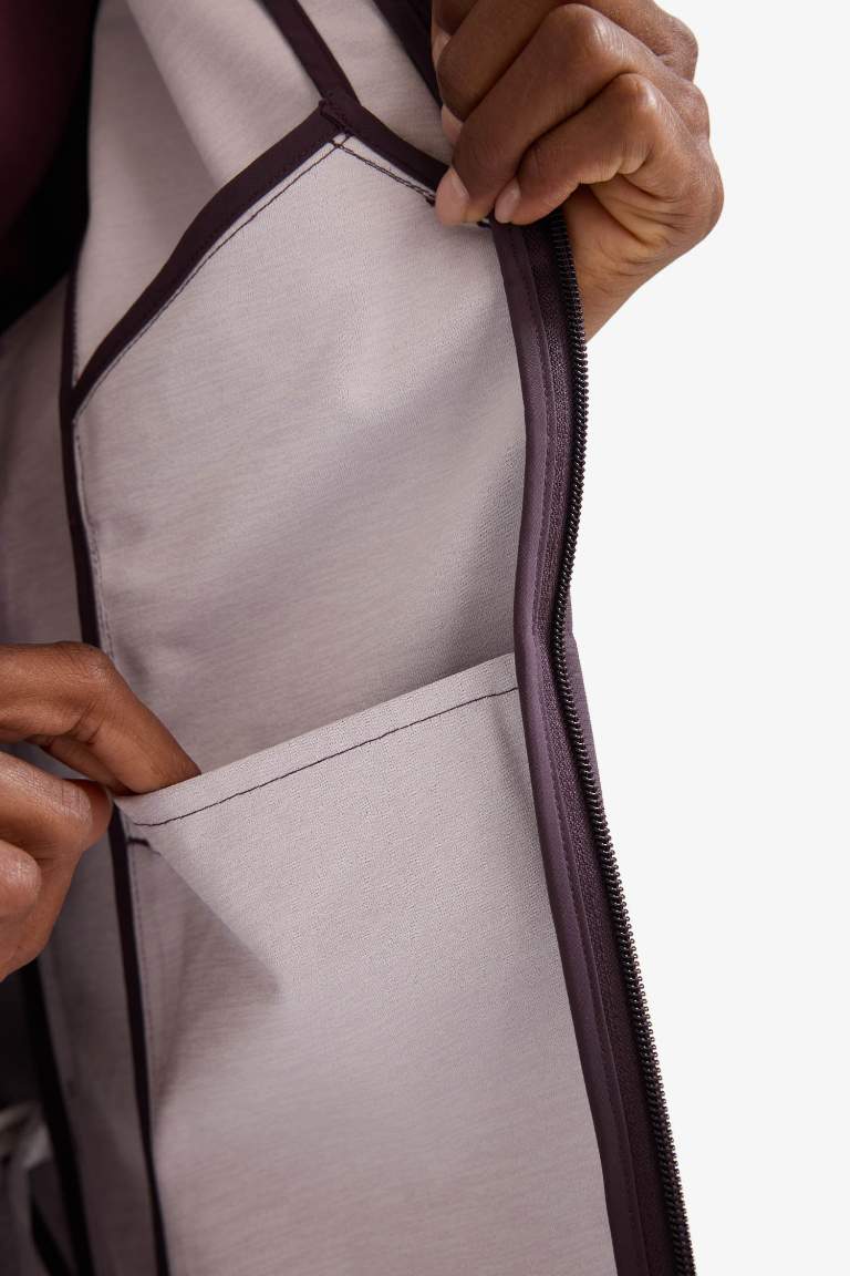 Водонепроницаемая куртка Defactofit Slim Fit с капюшоном и флисовой подкладкой