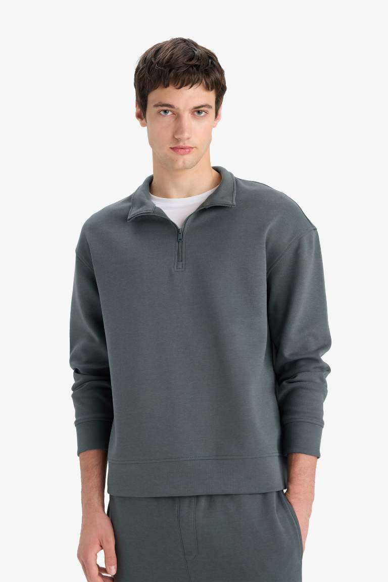 Boxy Fit Half Zippered Scuba Fabric Sweatshirt