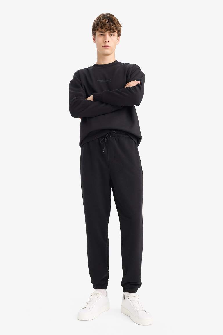 Regular Fit Beli Bağcılı Paçası Lastikli Cepli Basic Düz Jogger Eşofman Altı