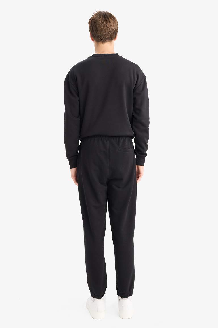 Regular Fit Beli Bağcılı Paçası Lastikli Cepli Basic Düz Jogger Eşofman Altı