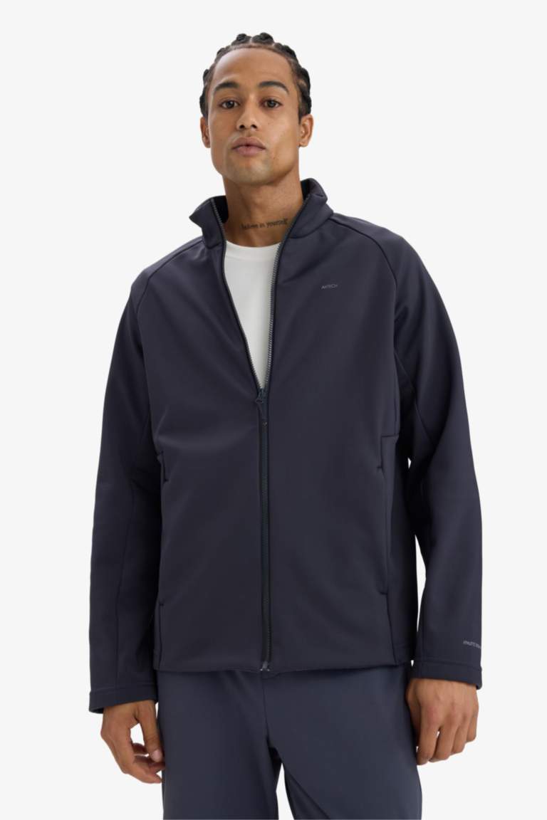 басып шығарылған Пальто