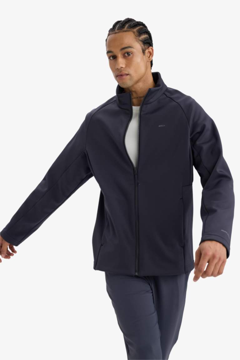 басып шығарылған Пальто