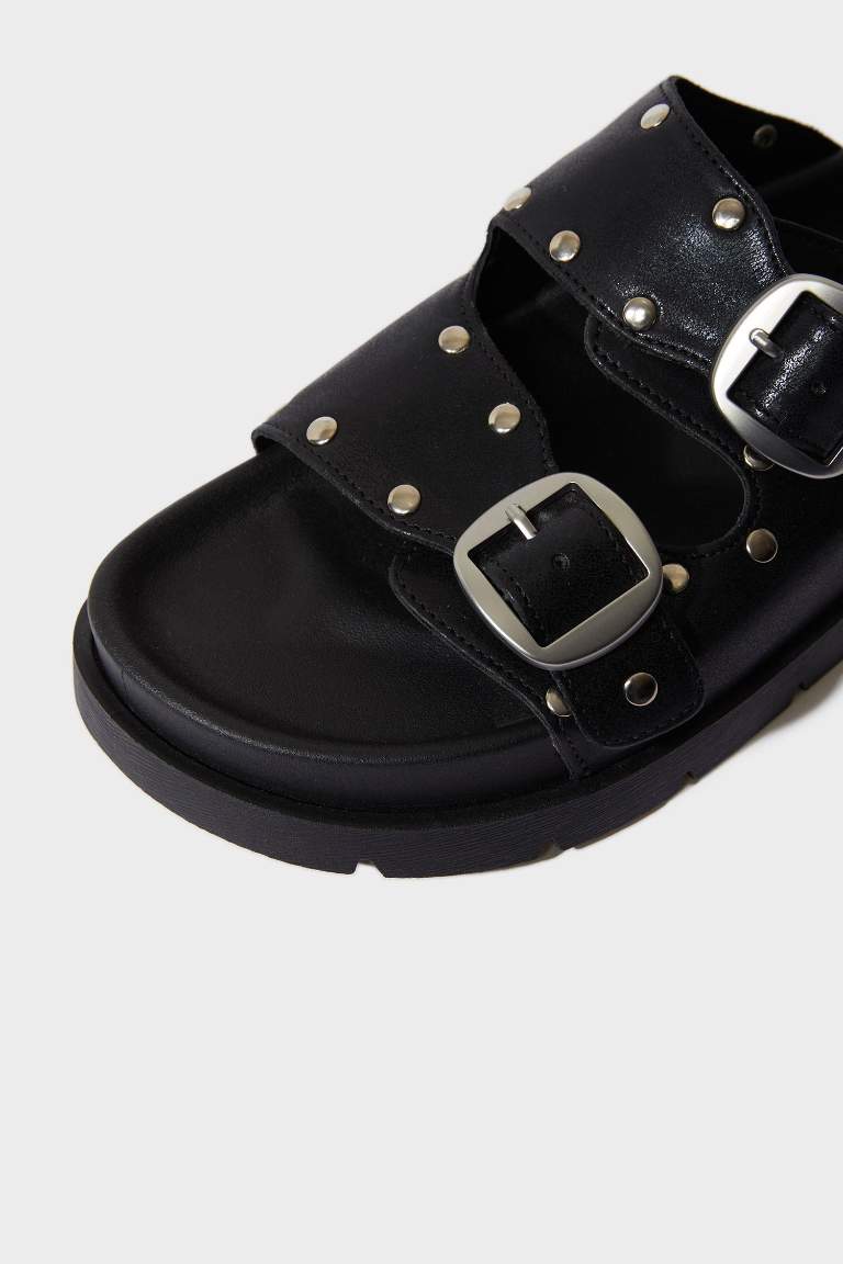 Woman Flat Sole Slipper