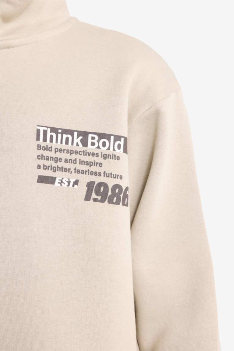 سويت شيرت اولادي قصة عادية بنص سوسته وبطانة ناعمة