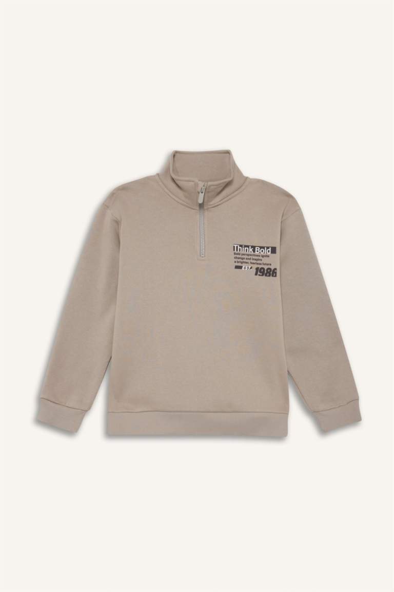 سويت شيرت اولادي قصة عادية بنص سوسته وبطانة ناعمة