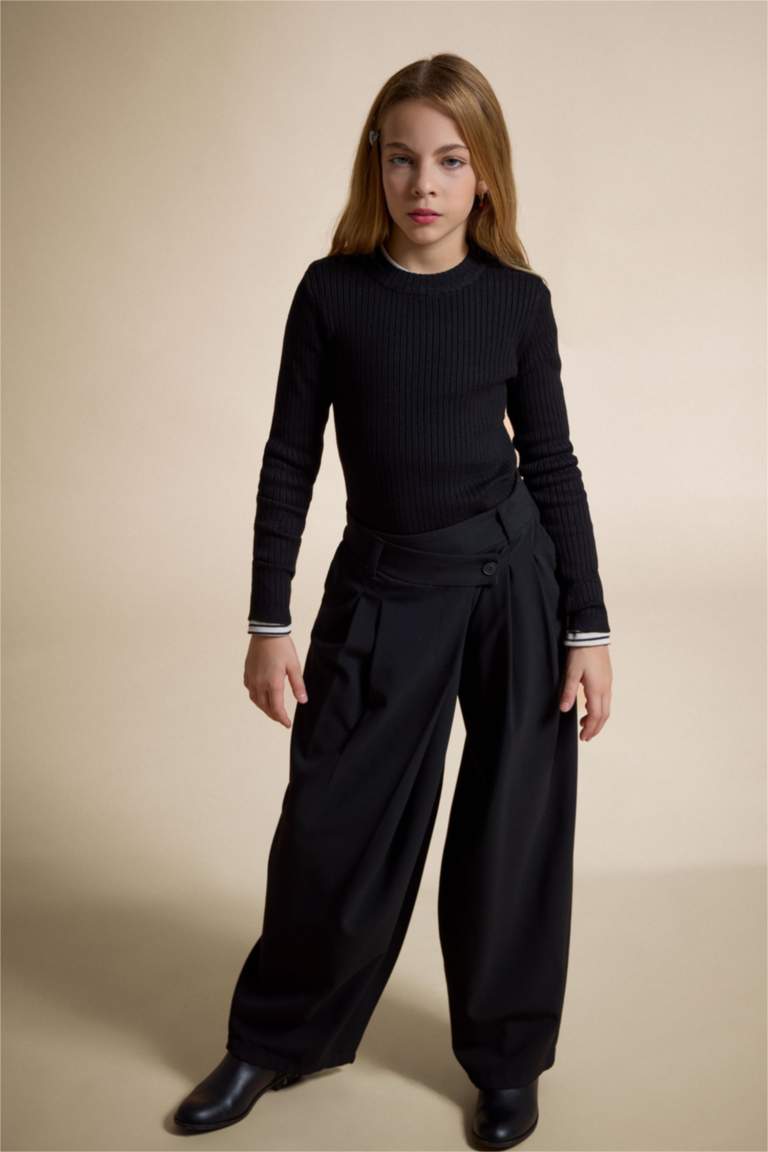 Girl Slim Fit Crew Neck Knit Pullover