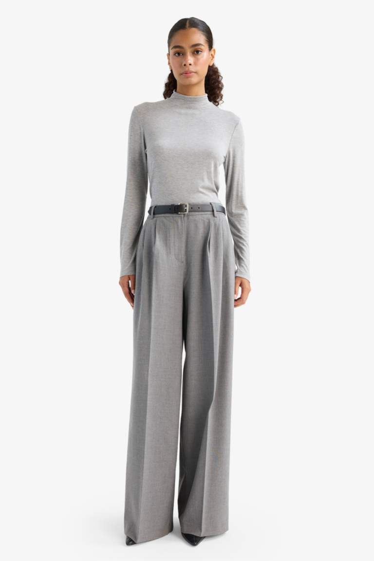 Slim Fit Long Sleeve Stand Collar T-shirt