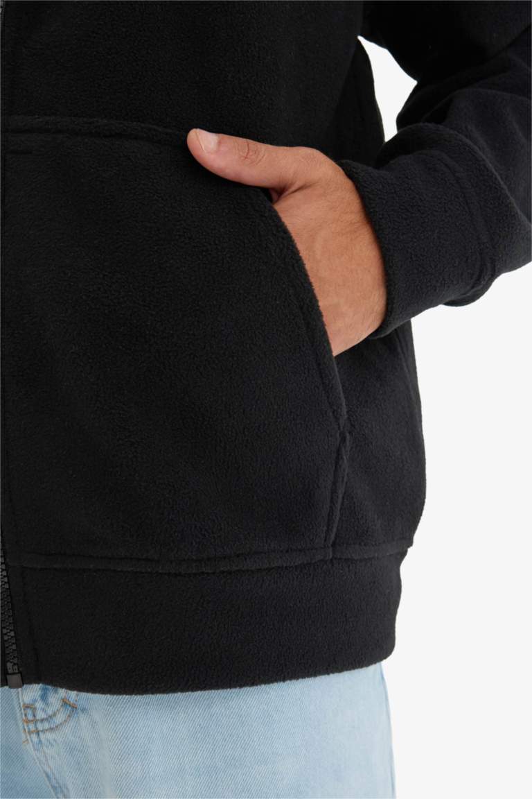 كارديجان قطيفة اوفر سايز بكابيشون بسوسته