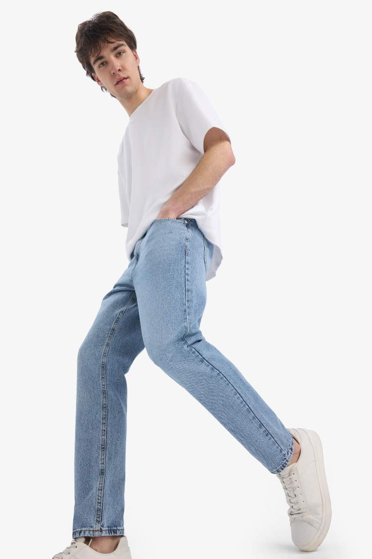 %100 Pamuk 90's Slim Fit Dar Kalıp Yüksek Bel Dar Paça Kar Yıkamalı Jean Pantolon