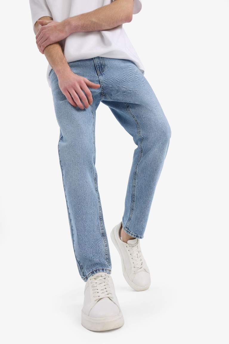 %100 Pamuk 90's Slim Fit Dar Kalıp Yüksek Bel Dar Paça Kar Yıkamalı Jean Pantolon