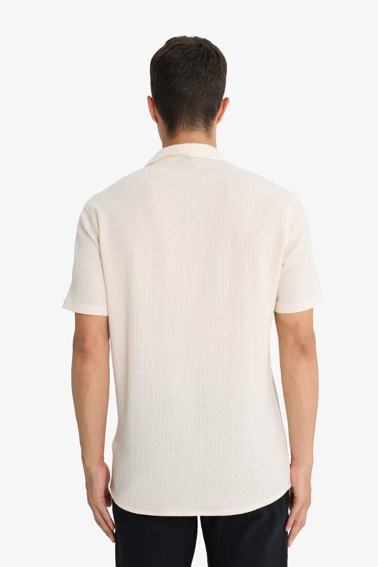 Man Short Sleeve Shirt