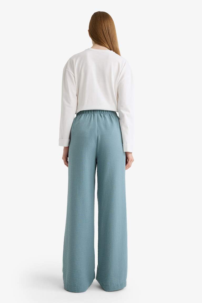 Wide Leg Elastic Waist Pocketed Trousers