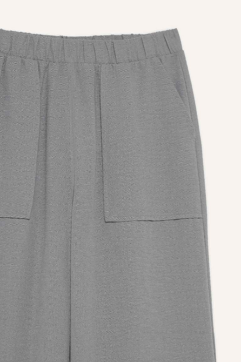 Wide Leg Elastic Waist Pocketed Trousers