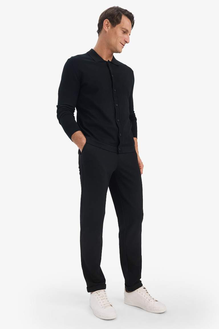 Pantalon classique noir à jambe courte
