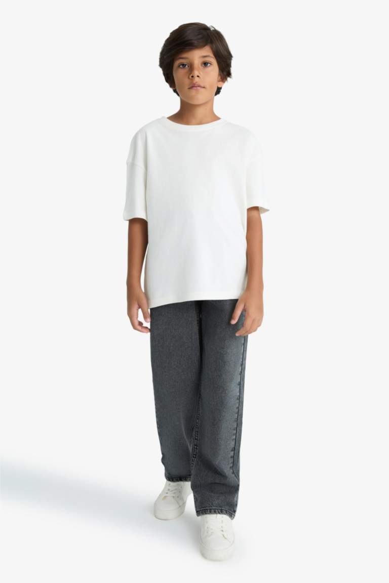 Boy Wide Leg Straight Leg Jeans