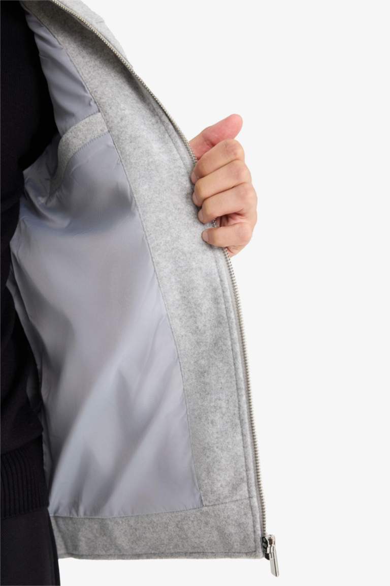 جاكيت سليم فيت بياخة بولو مبطن بجيب