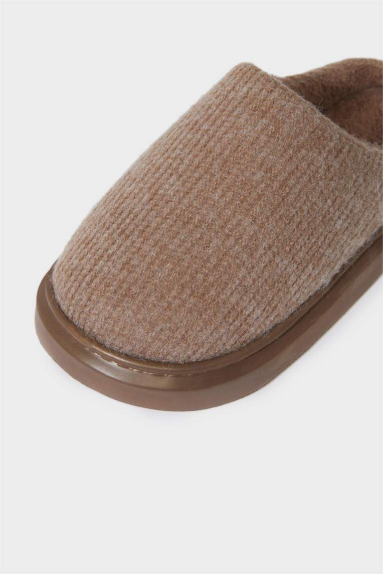 Man Flat Sole Home Slippers