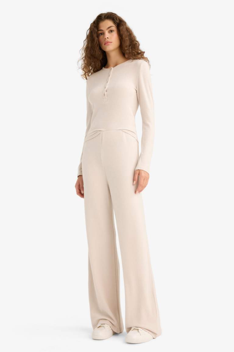 Pantalon à jambes larges