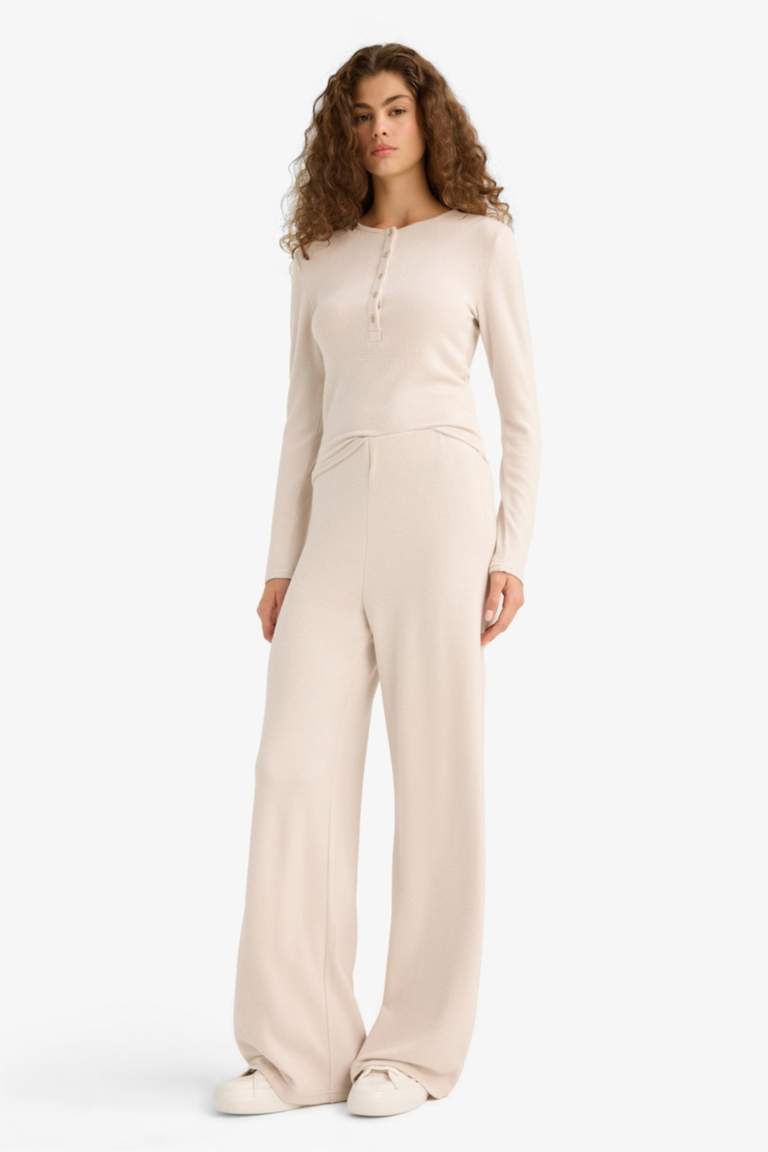 Pantalon à jambes larges