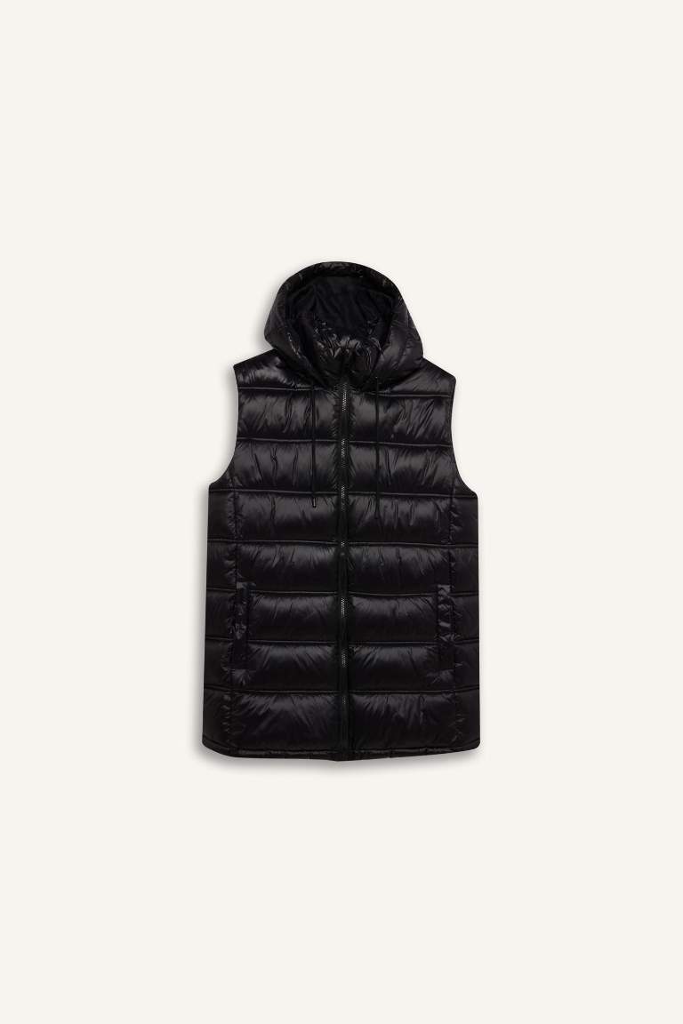 Жилет Regular Fit с капюшоном