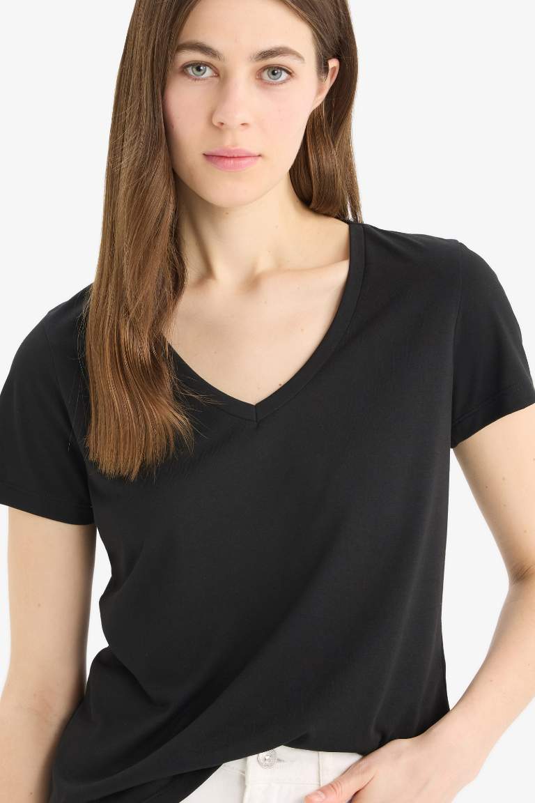 Regular Fit V Neck Basic 2 Piece T-Shirt