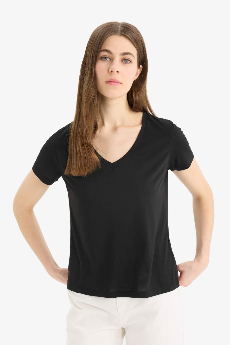 Regular Fit V Neck Basic 2 Piece T-Shirt