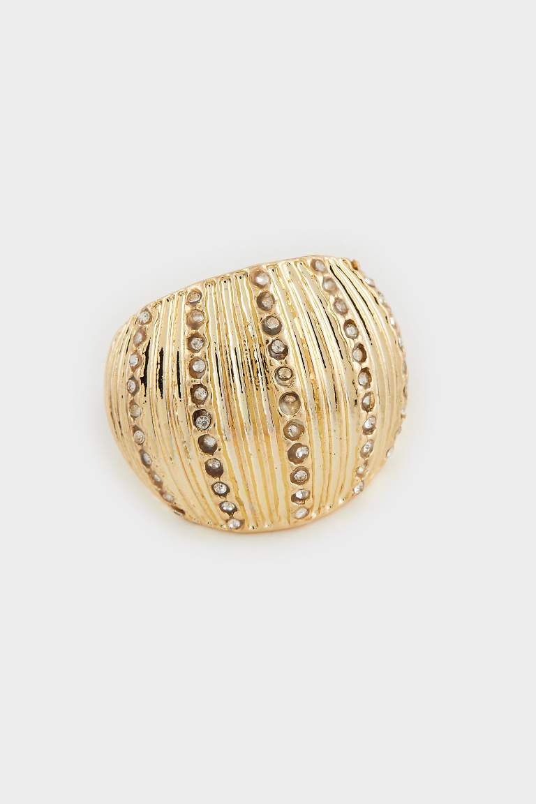 Woman 3 Piece Gold Ring