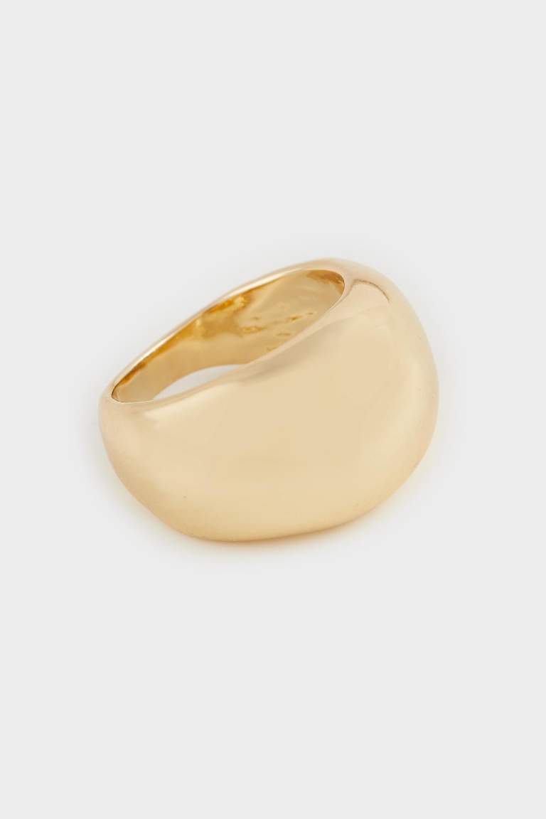 Woman 3 Piece Gold Ring