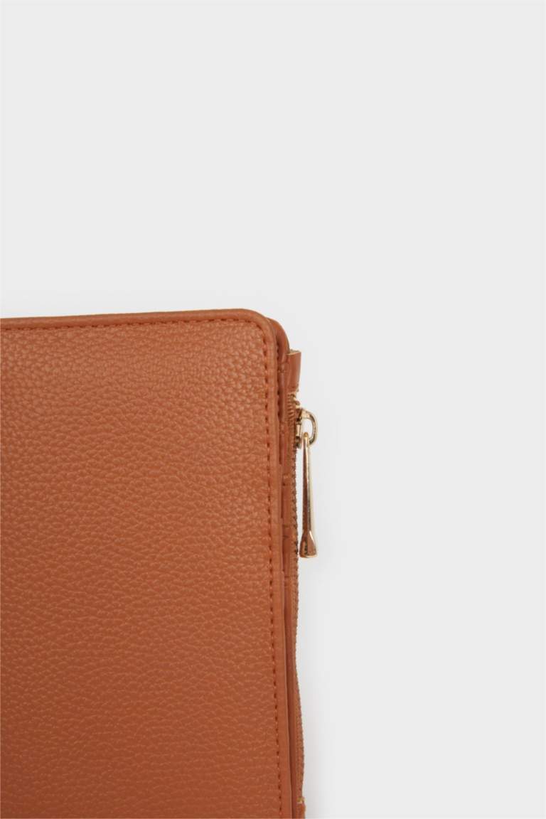 Woman Faux Leather Wallets