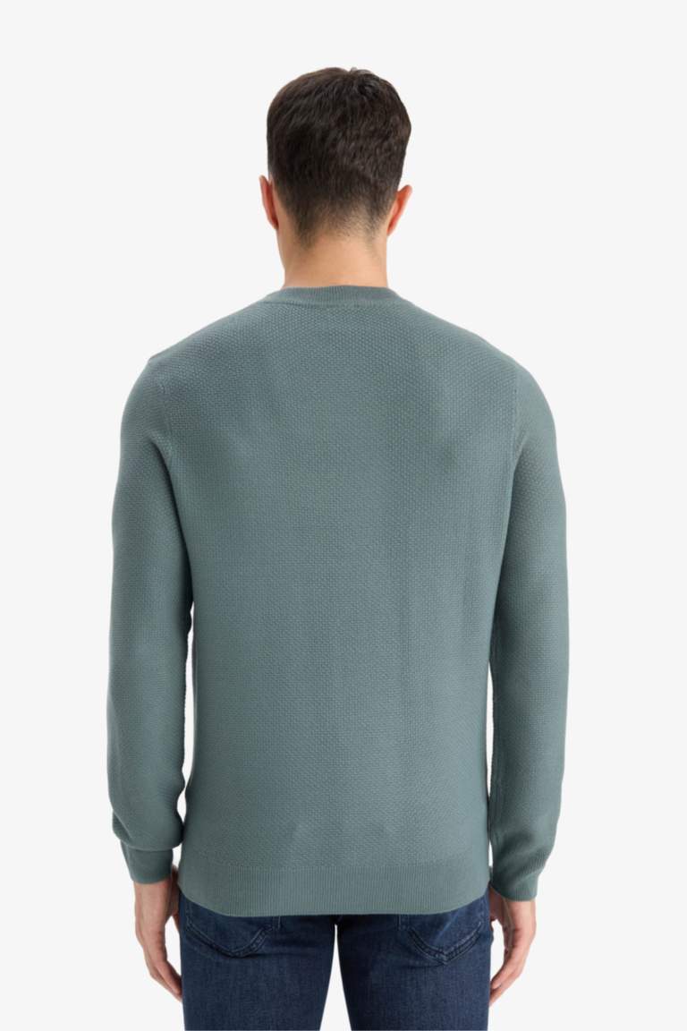 Standart Fit Bisiklet Yaka Basic Dokulu Triko Kazak