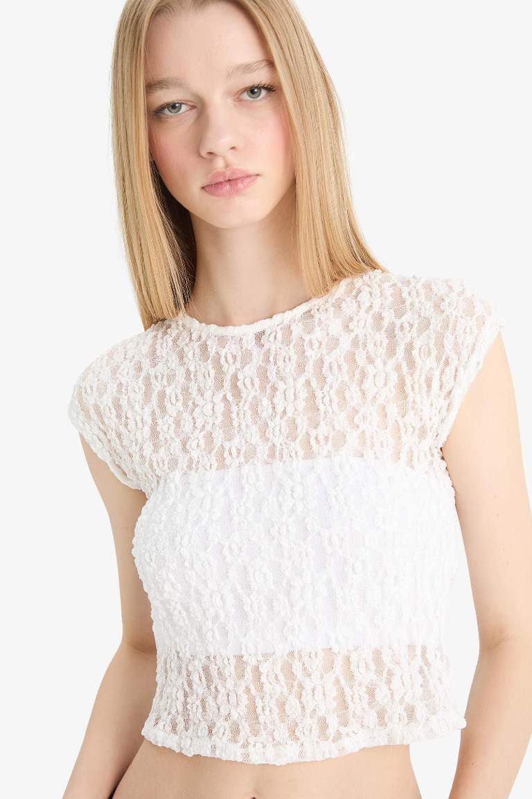 Кружевная укороченная блузка с коротким рукавом Coool Fitted Crop