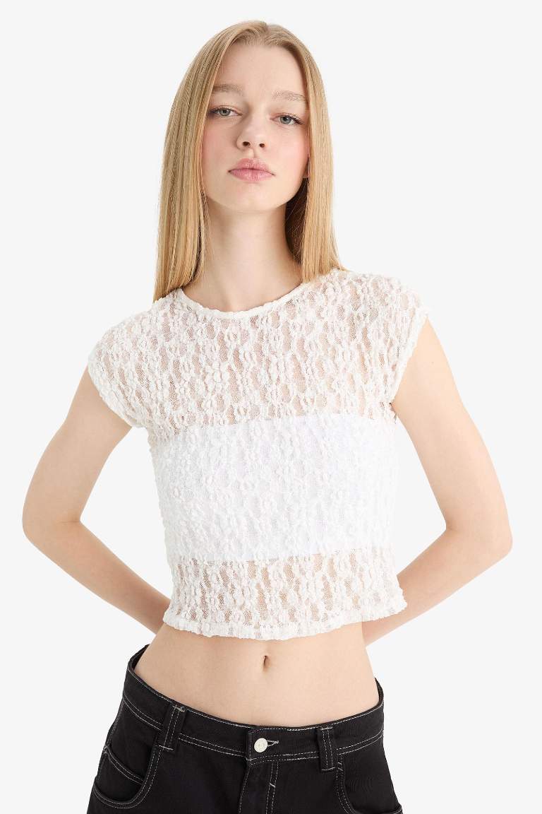 Кружевная укороченная блузка с коротким рукавом Coool Fitted Crop